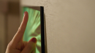 Los nuevos televisores OLED de LG son más delgados que un dedo